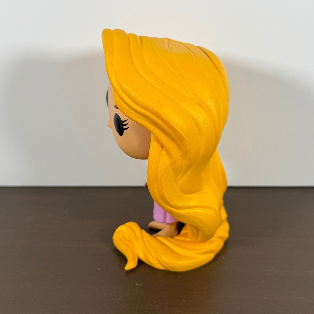 Funko Pop Disney Tangled Rapunzel Princess Vinyl Figure #147 Loose OOB - Picture 3 of 5